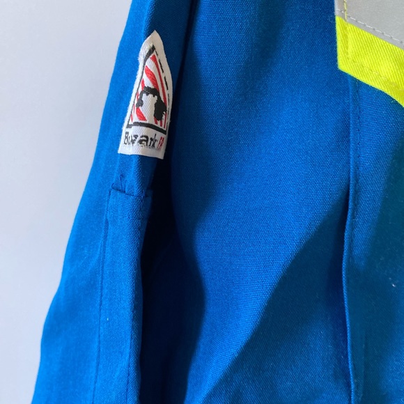 🤩 Bulwark- NWOT Protective Apparel Overall with many clasps and pockets 🤩 - Picture 9 of 15